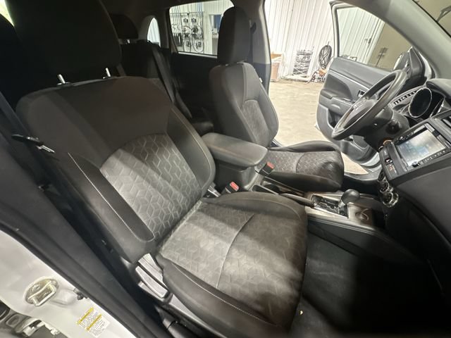 Used 2020 Mitsubishi Outlander Sport ES FWD image 32