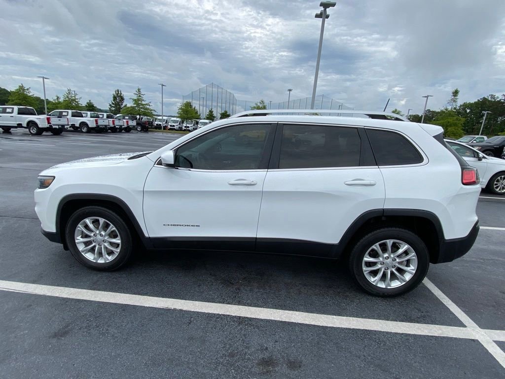 Used 2019 Jeep Cherokee Latitude w/ Popular Appearance Group FWD image 4