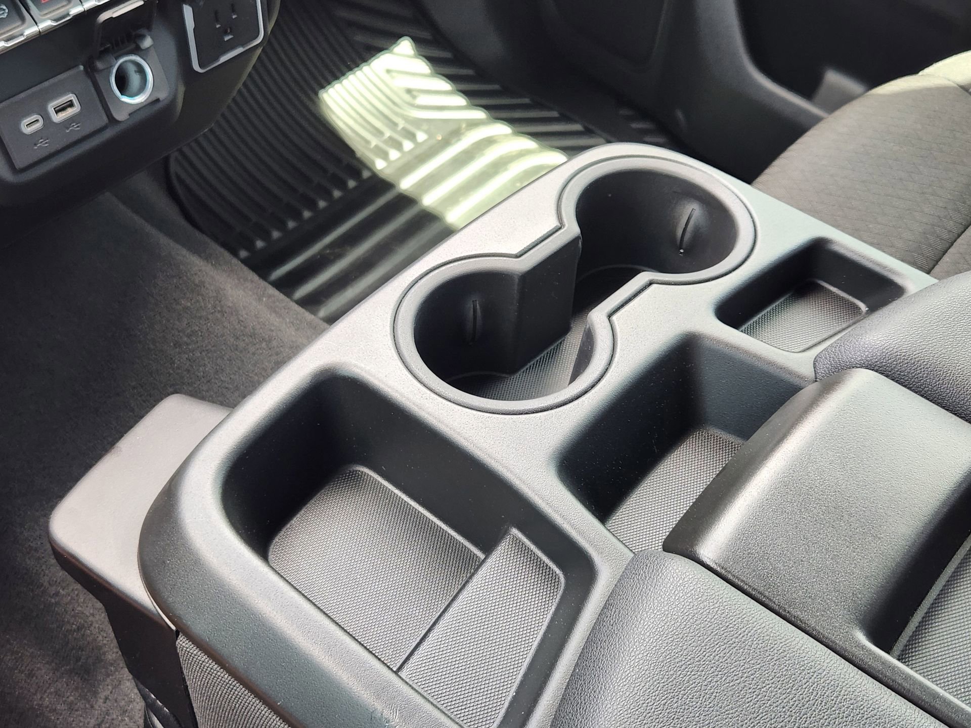 Used 2024 Chevrolet Silverado 1500 Custom image 25