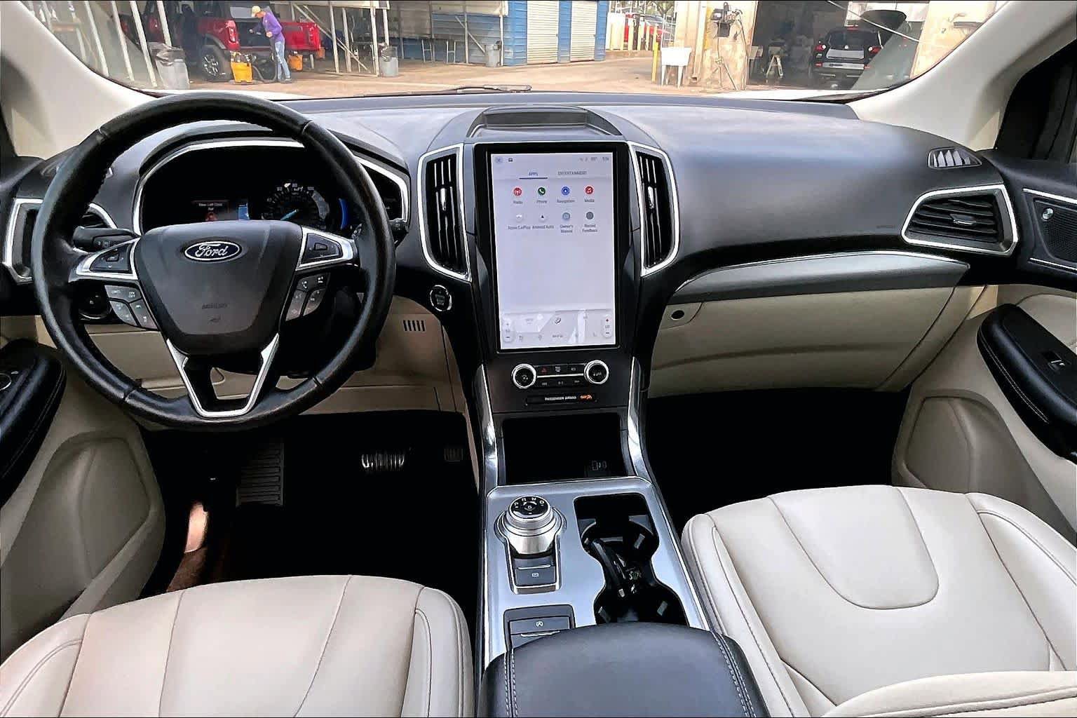 Certified 2021 Ford Edge Titanium FWD image 16