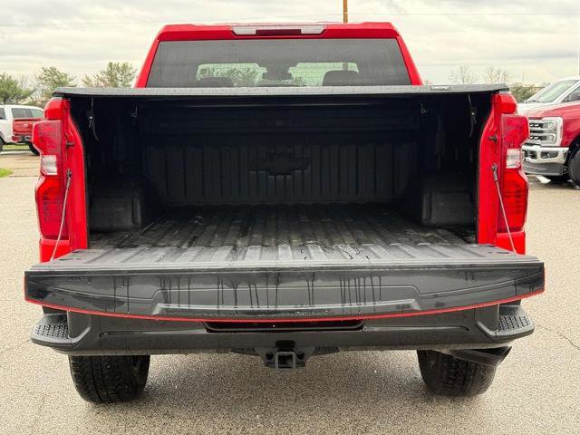 Used 2025 Chevrolet Silverado 1500 Custom Trail Boss w/ Turbomax Blackout Package image 6