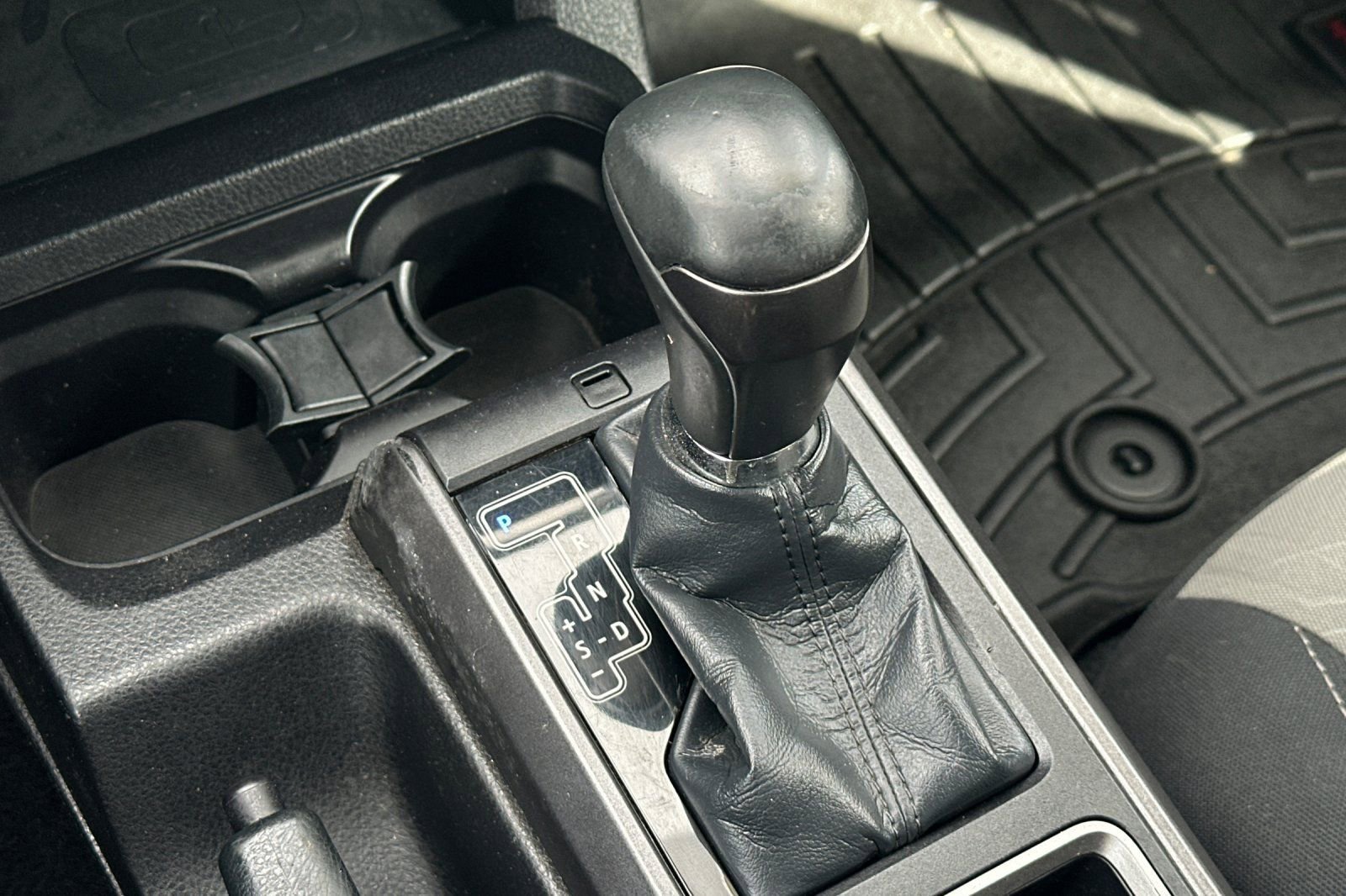 Used 2023 Toyota Tacoma TRD Off-Road AWD/4WD image 19