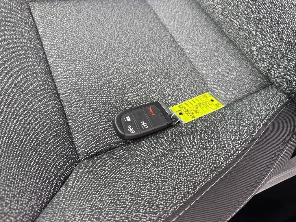 Used 2024 RAM ProMaster 2500 image 37