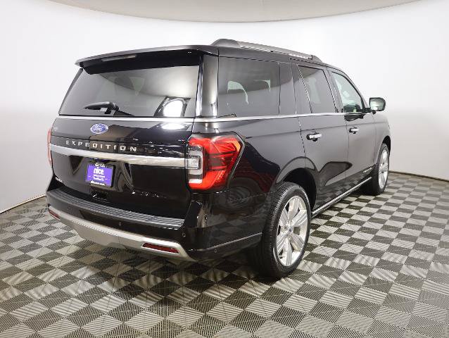 Certified 2024 Ford Expedition Platinum AWD/4WD image 5