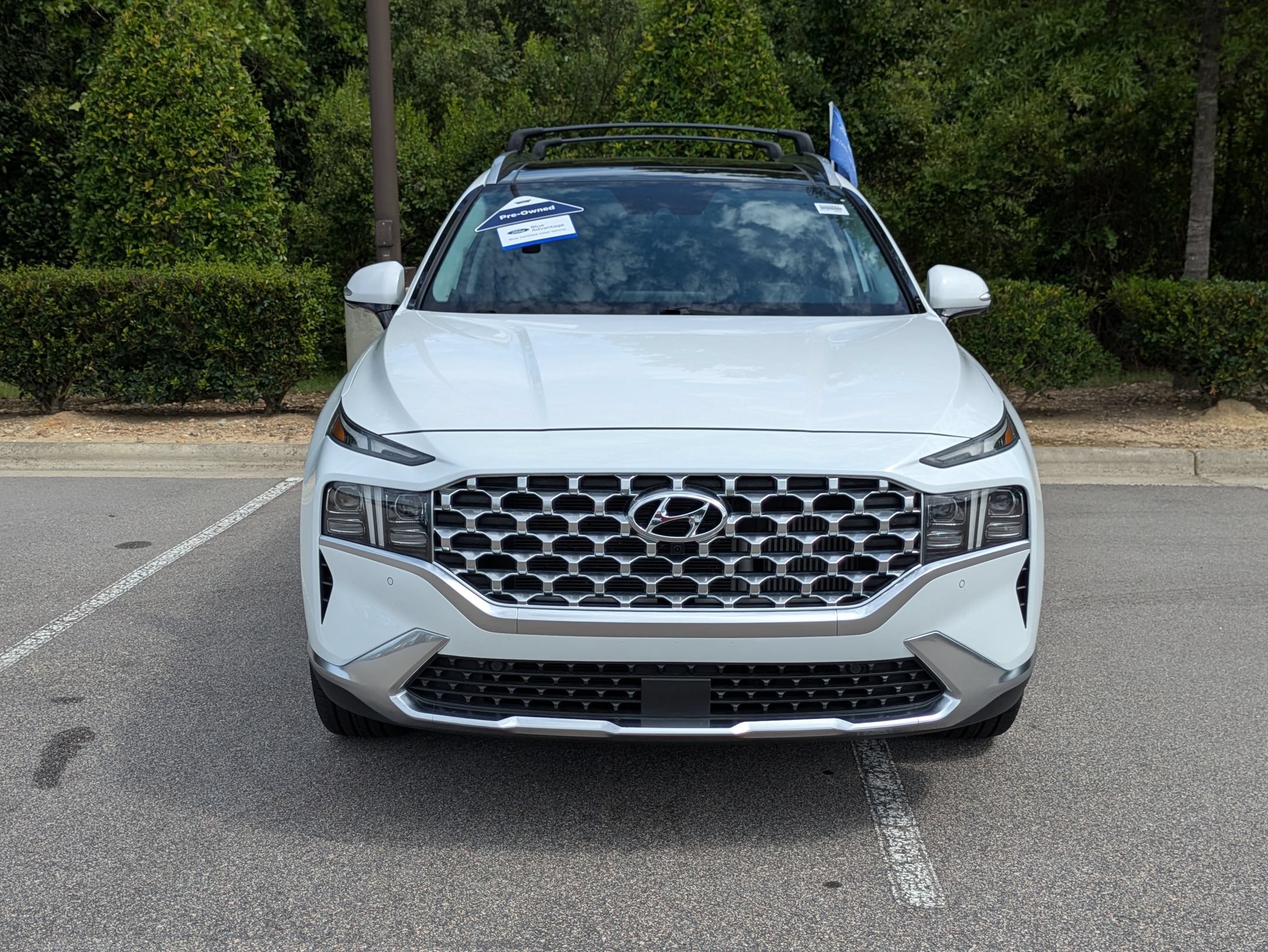Used 2023 Hyundai Santa Fe Limited FWD image 9