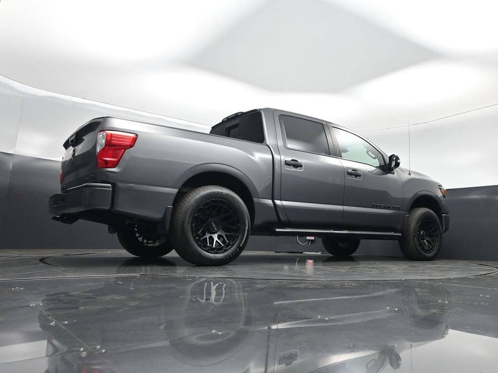Used 2019 Nissan Titan SV w/ SV Convenience Package RWD image 49