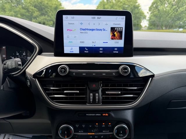 Certified 2022 Ford Escape SE w/ SE Sport Appearance Package AWD/4WD image 17
