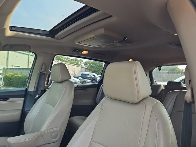 Used 2018 Honda Odyssey Elite image 17