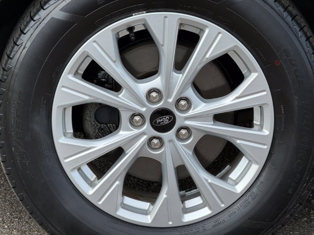 Certified 2023 Ford Escape Active w/ Cold Weather Package FWD image 17