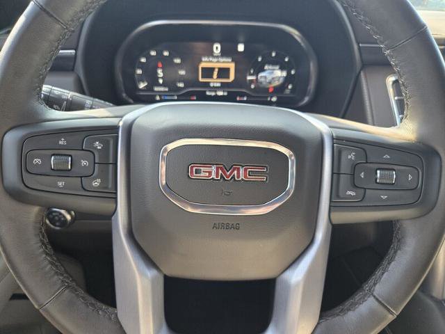 Used 2022 GMC Yukon XL SLT w/ SLT Luxury Package AWD/4WD image 27