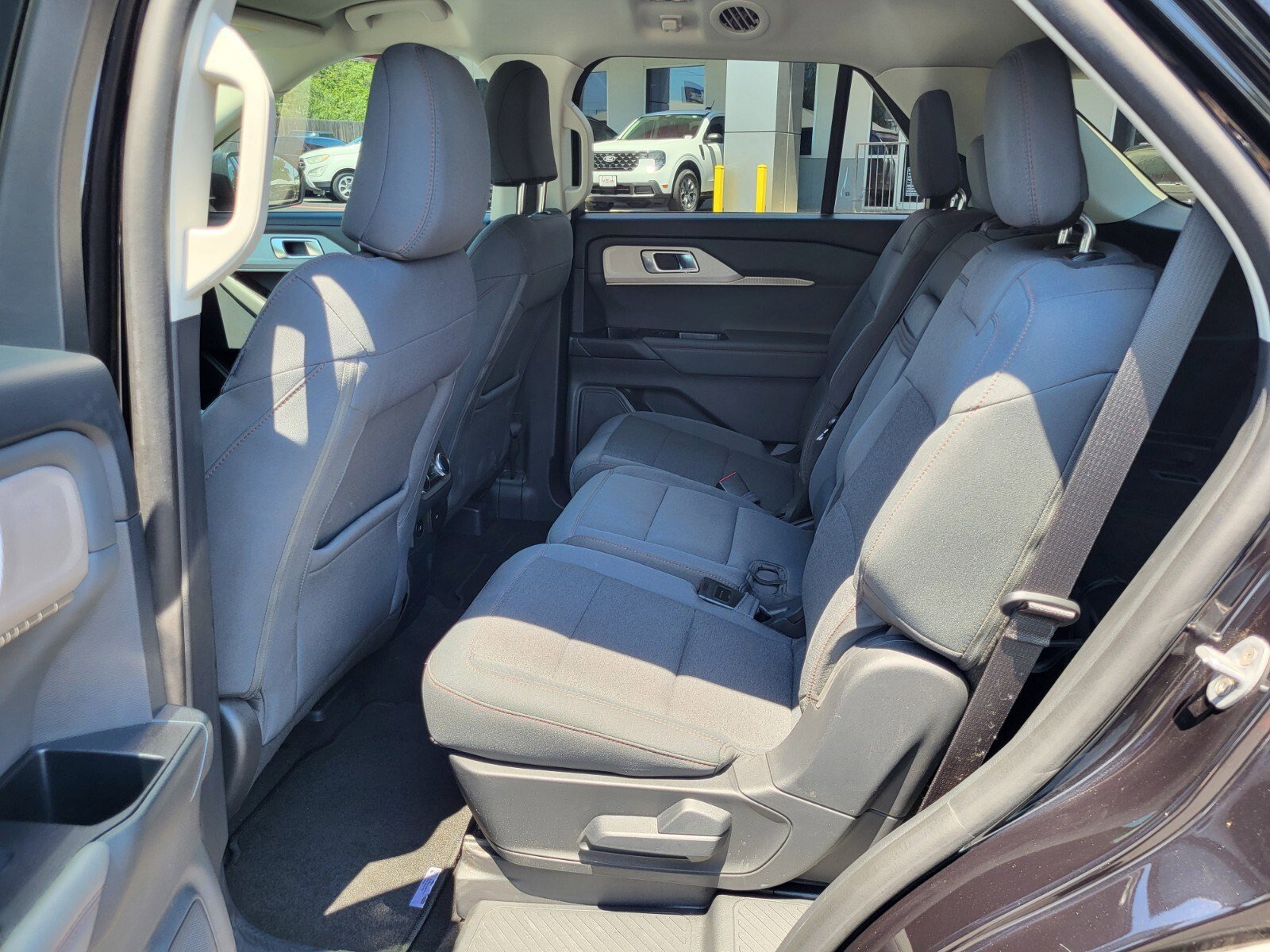Certified 2025 Ford Explorer Active RWD image 17