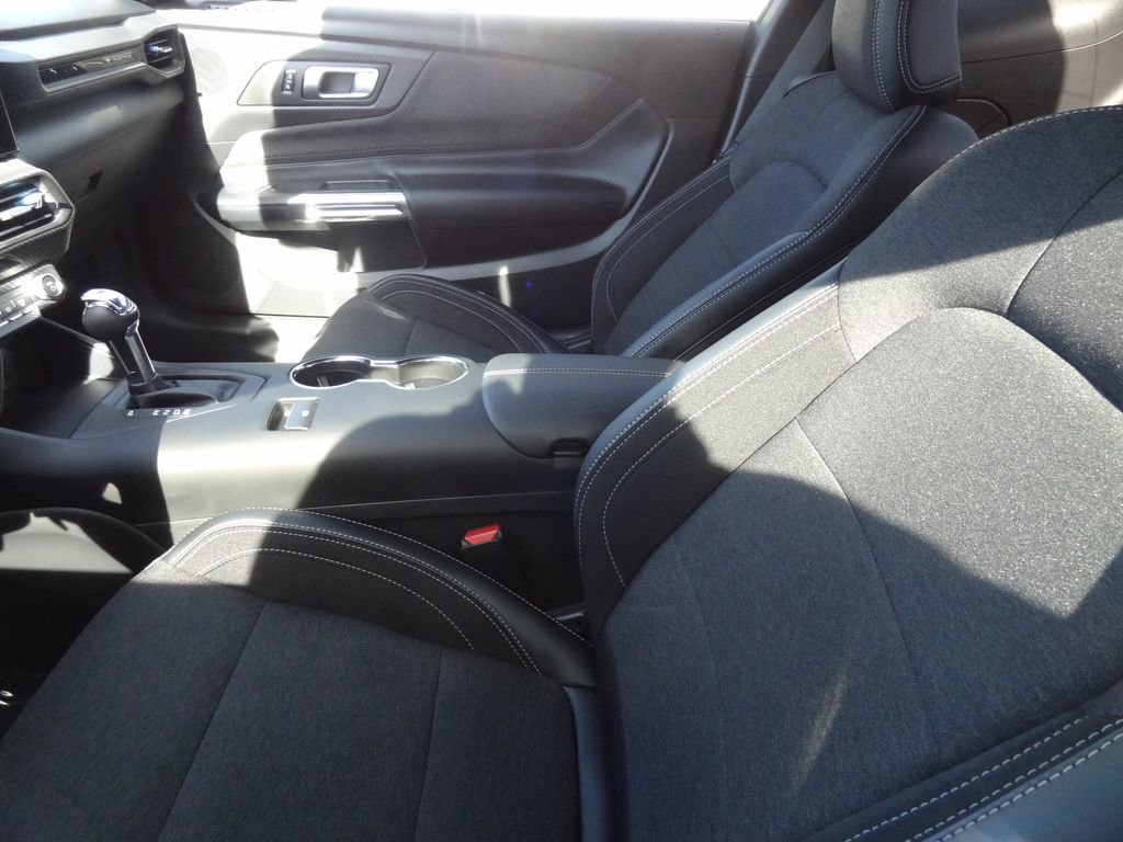 Certified 2025 Ford Mustang GT image 7