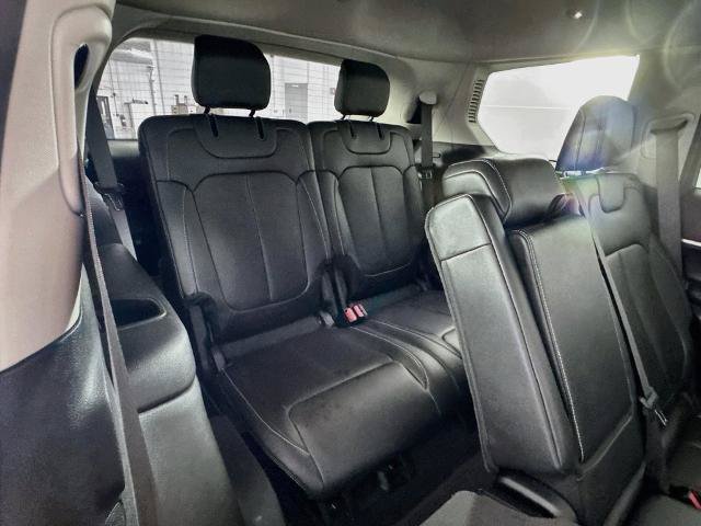 Used 2023 Jeep Grand Cherokee L Limited AWD/4WD image 29