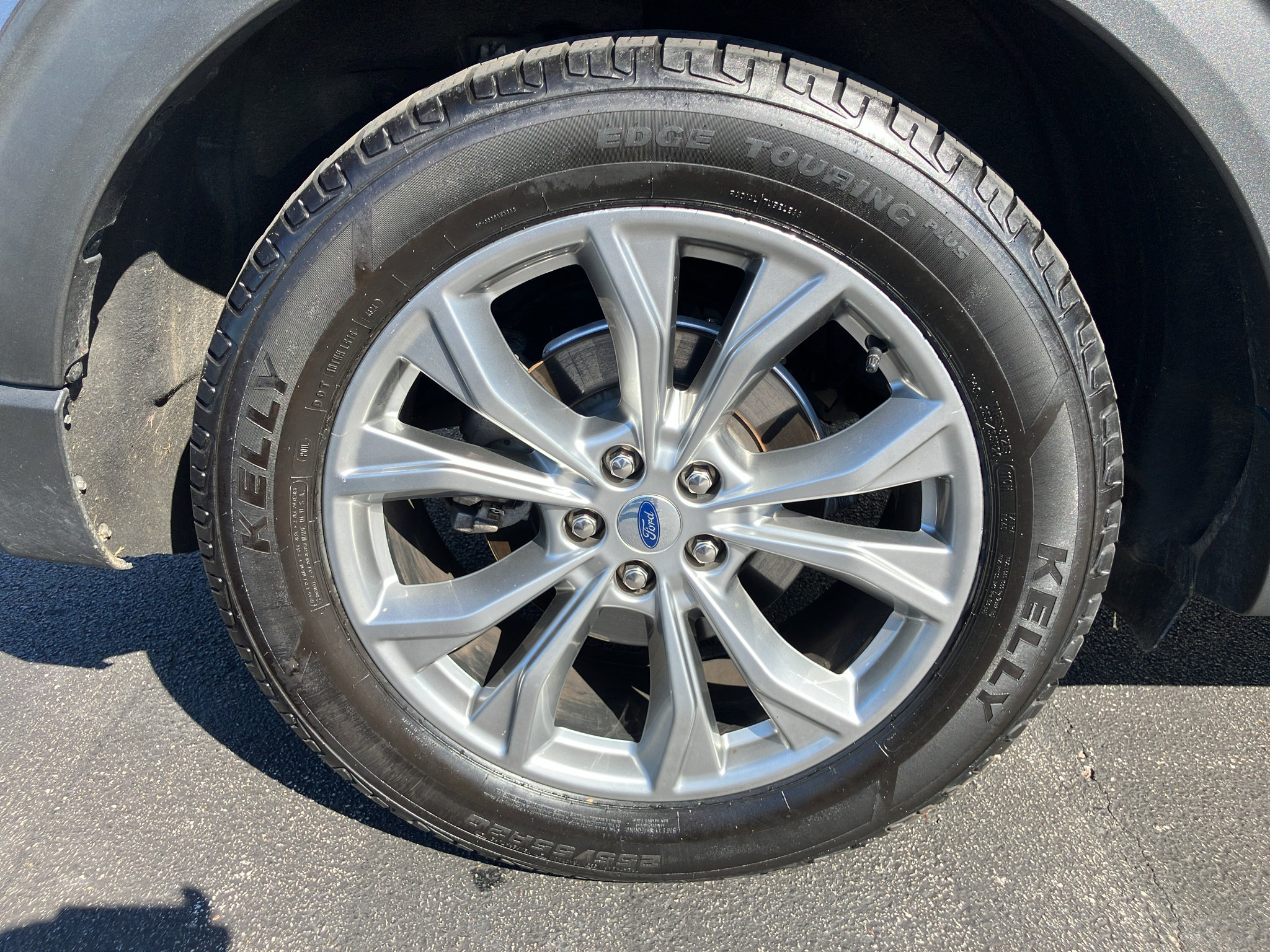 Certified 2021 Ford Explorer Limited w/ Equipment Group 301A RWD image 9
