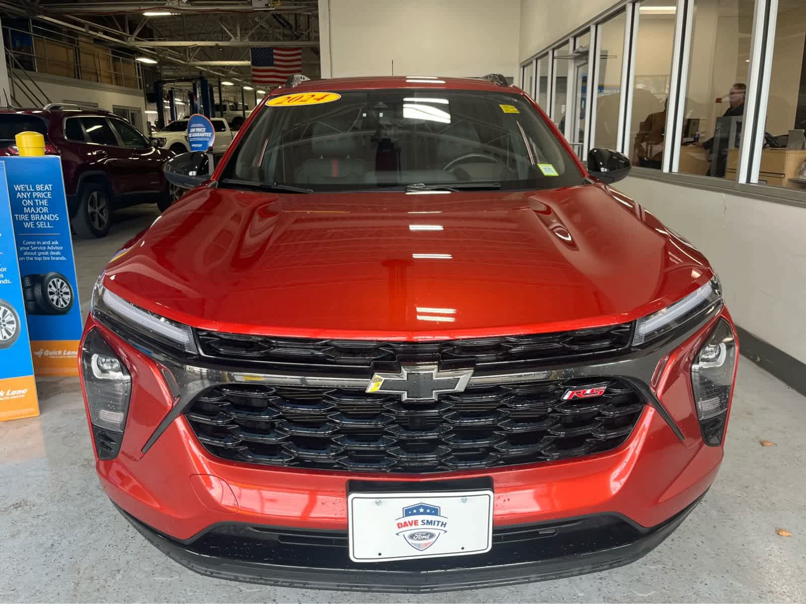 Used 2024 Chevrolet Trax RS w/ Driver Confidence Package FWD image 3