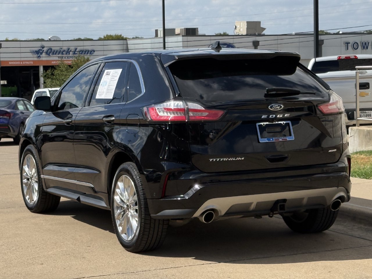 Certified 2022 Ford Edge Titanium w/ Equipment Group 301A AWD/4WD image 5