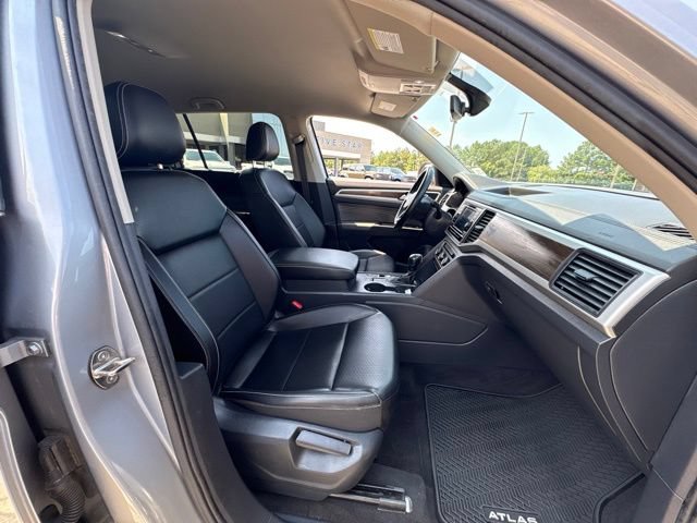 Used 2022 Volkswagen Atlas SE FWD image 21