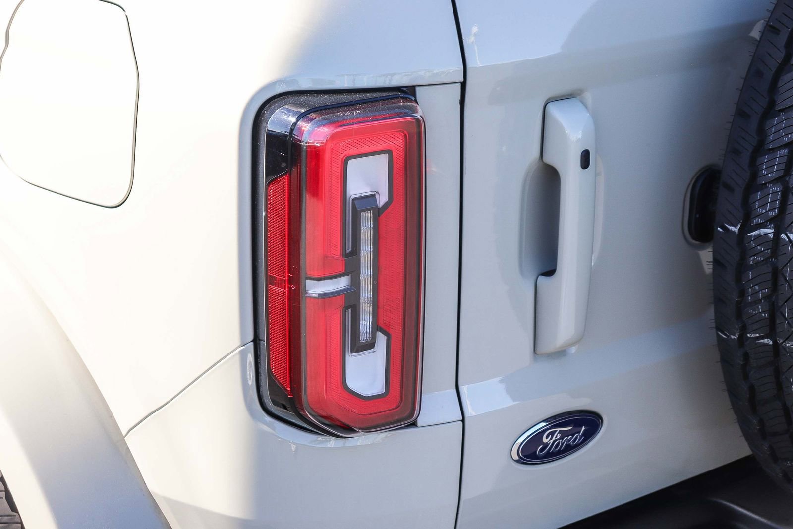 Certified 2025 Ford Bronco Outer Banks AWD/4WD image 7