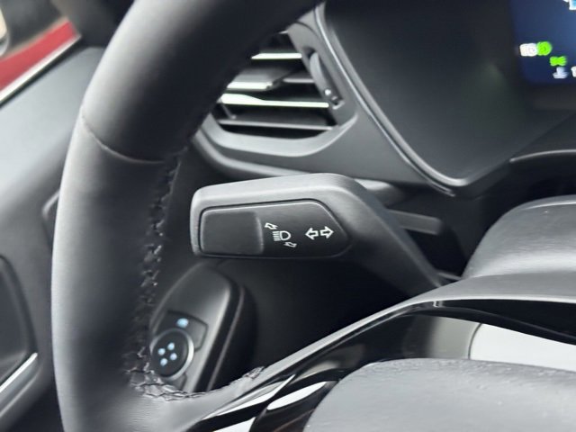 Certified 2023 Ford Escape Platinum w/ Premium Technology Package image 30