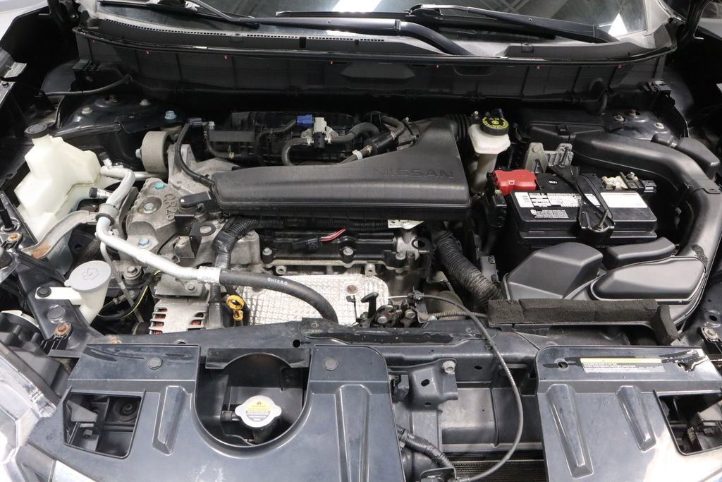 Used 2019 Nissan Rogue SV image 13