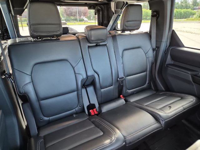 Certified 2025 Ford Bronco Outer Banks w/ Sasquatch Package AWD/4WD image 22