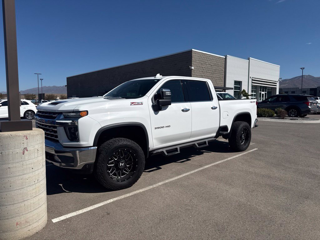 Used 2020 Chevrolet Silverado 3500 LTZ w/ LTZ Convenience Package AWD/4WD image 14