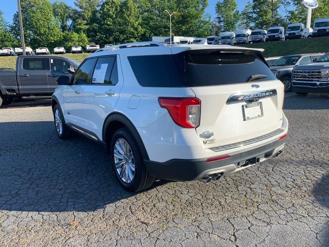 Certified 2024 Ford Explorer King Ranch w/ Technology Package AWD/4WD image 7