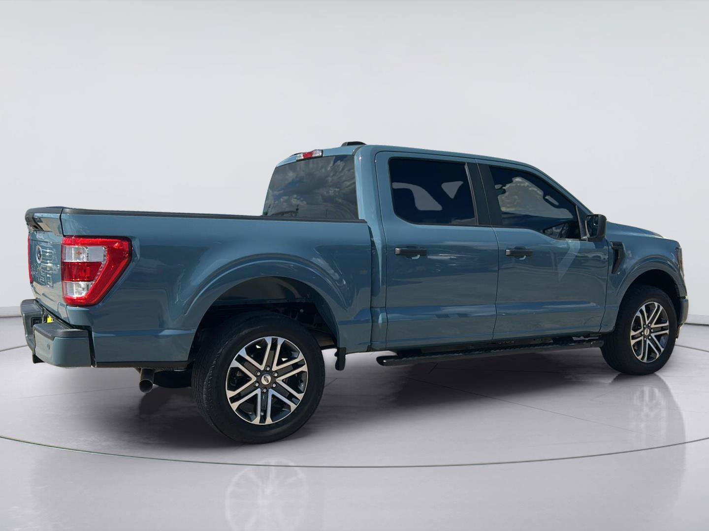 Certified 2023 Ford F150 XL w/ STX Appearance Package AWD/4WD image 4