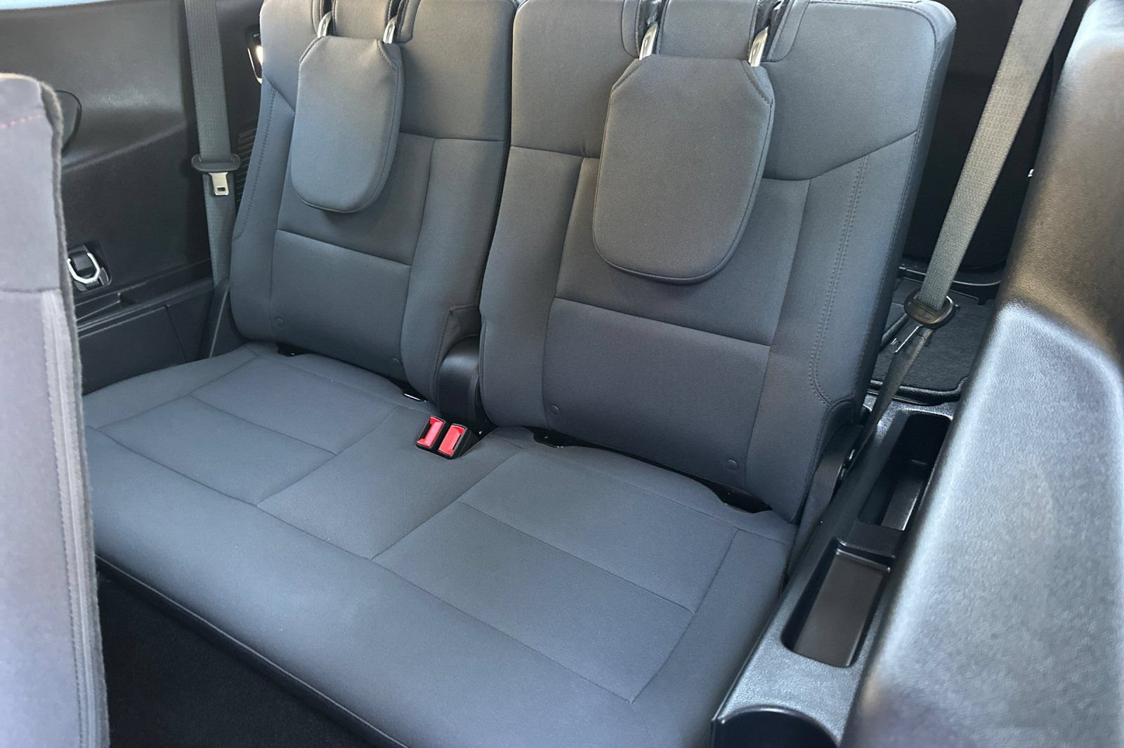 Certified 2025 Ford Explorer Active RWD image 18