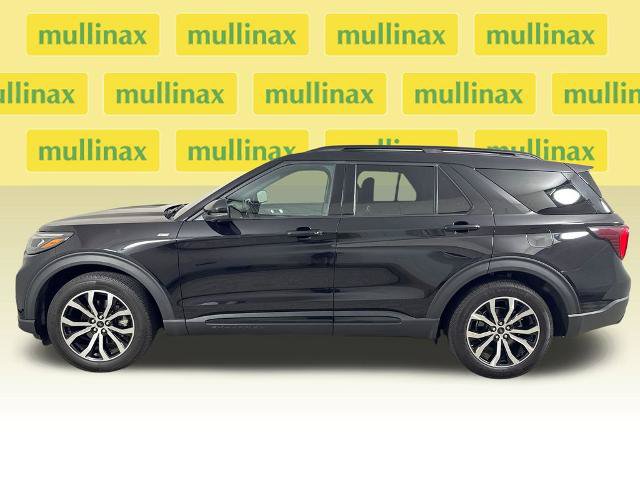Certified 2025 Ford Explorer ST-Line RWD image 8