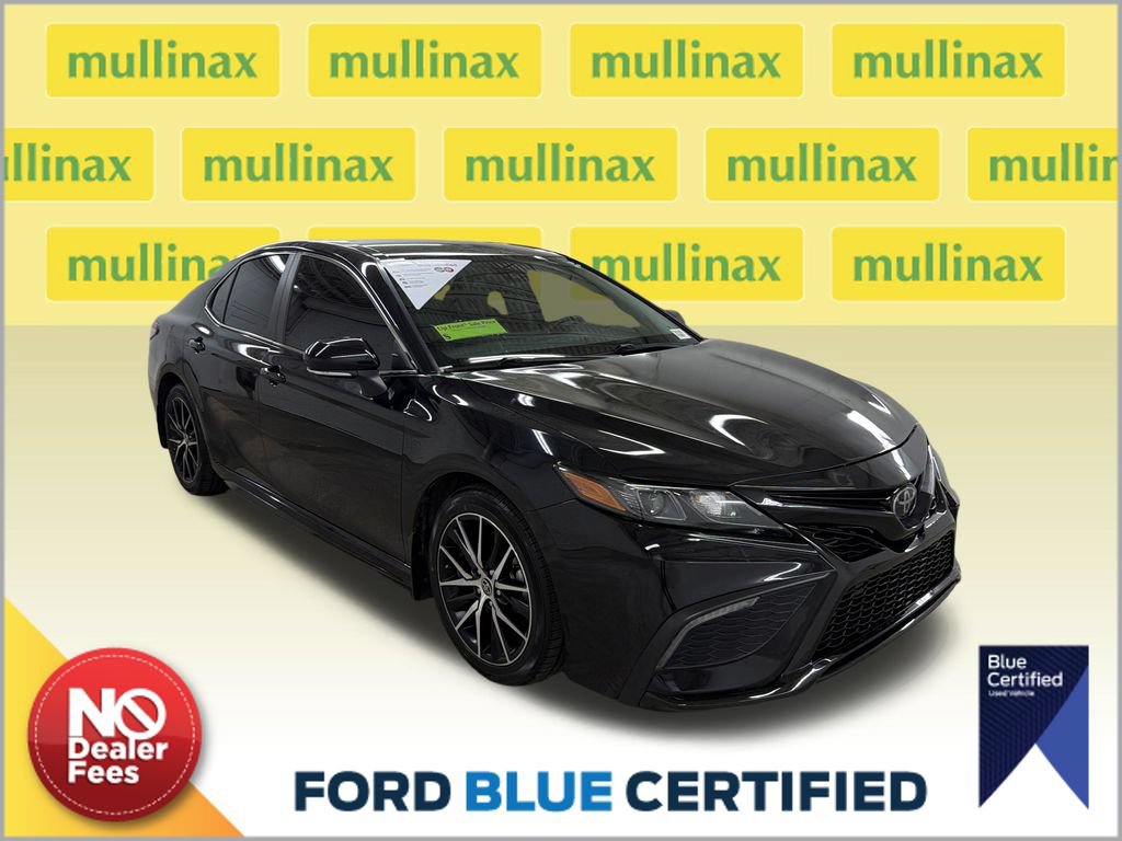 Used 2023 Toyota Camry SE w/ Convenience Package FWD image 1