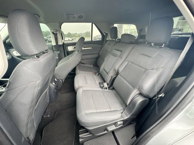Certified 2025 Ford Explorer Active RWD image 22