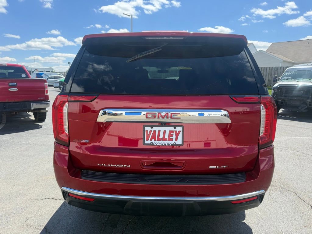 Used 2021 GMC Yukon XL SLT w/ SLT Premium Package AWD/4WD image 4