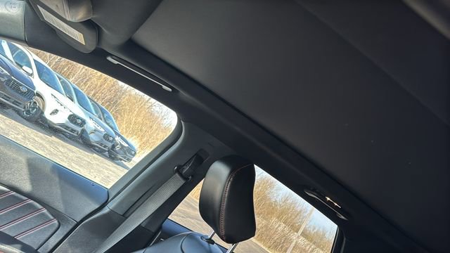 Certified 2024 Ford Edge ST-Line image 8