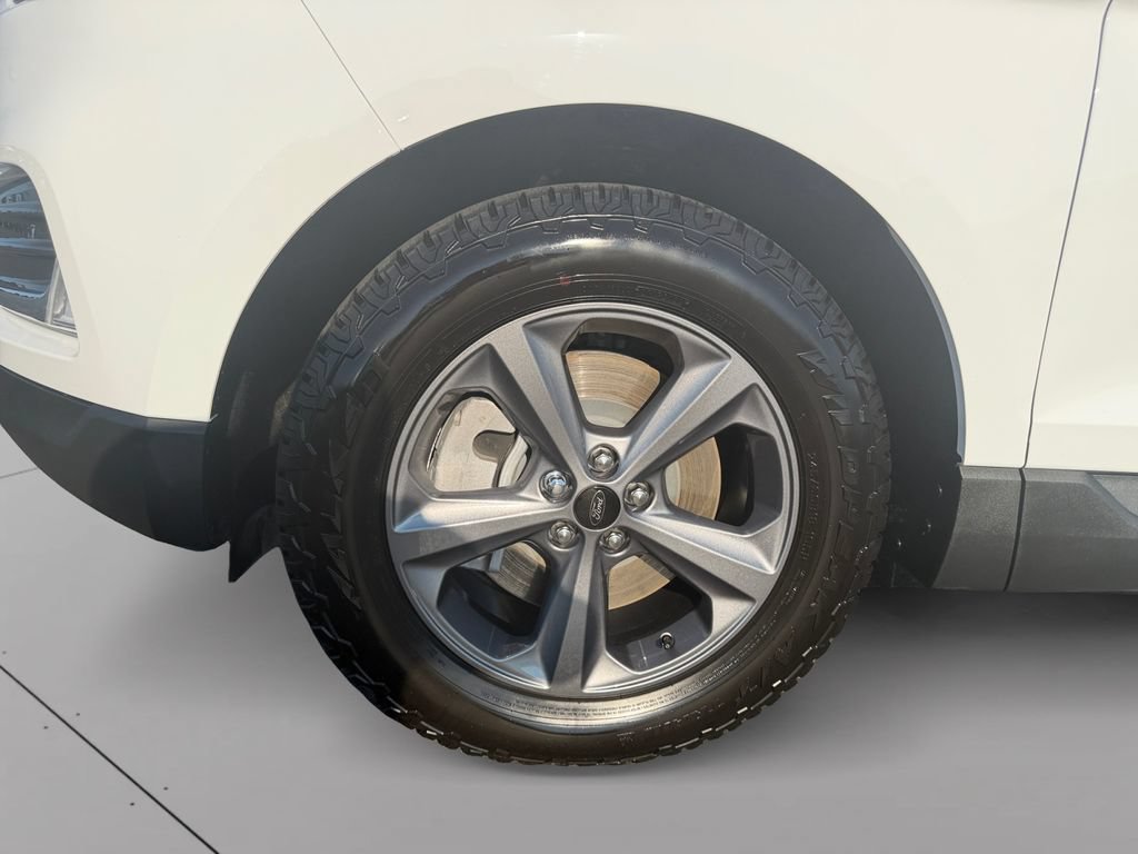 Certified 2024 Ford Edge SEL w/ Sport Appearance Package AWD/4WD image 9