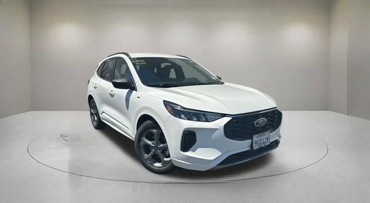 Certified 2023 Ford Escape ST-Line w/ Tech Pack #1 FWD video 1