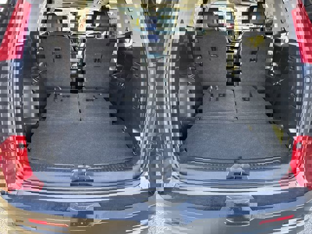 Used 2023 GMC Acadia AT4 w/ Technology Package image 14