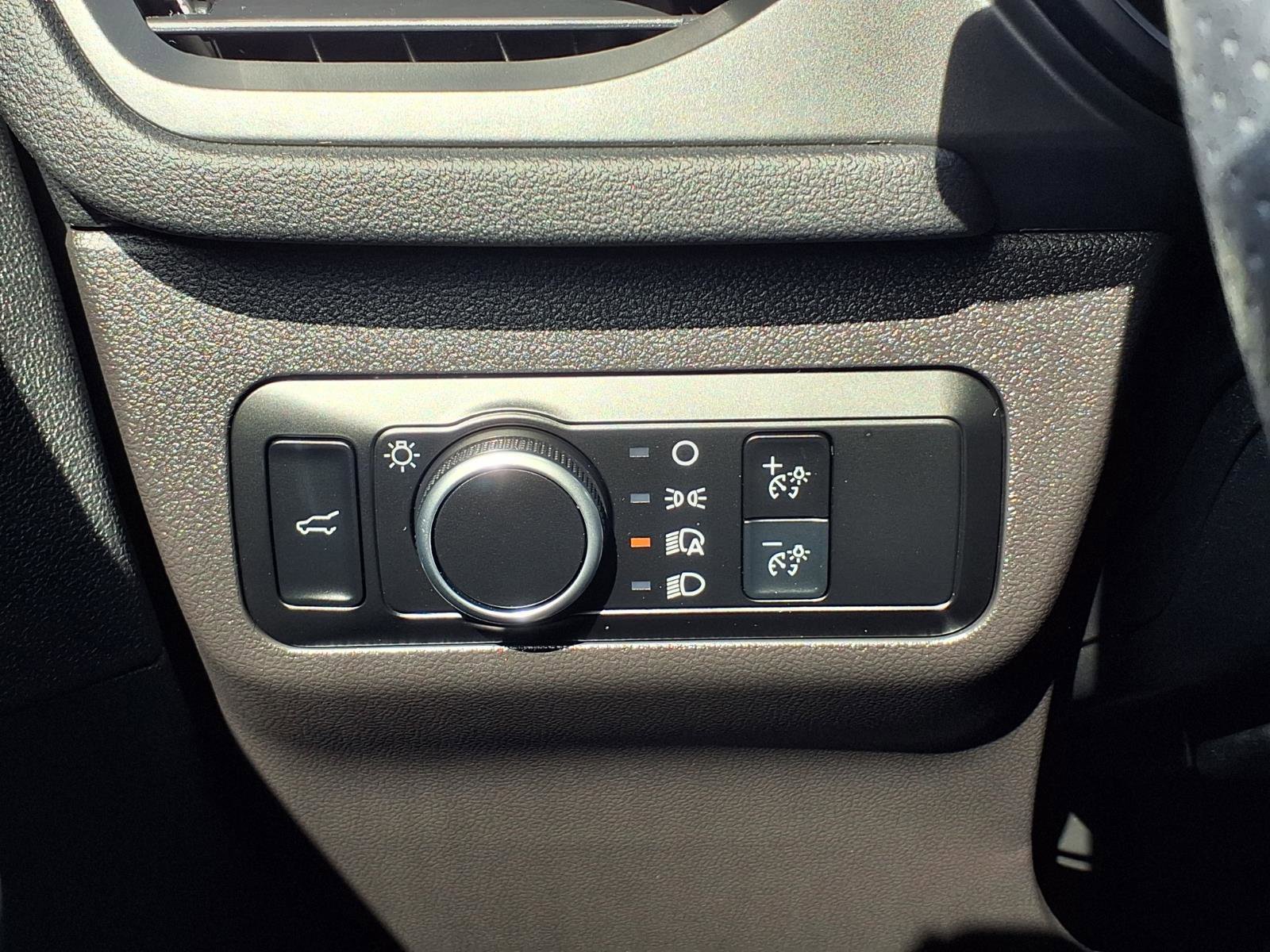 Certified 2024 Ford Escape ST-Line AWD/4WD image 18