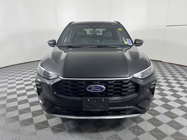 Certified 2024 Ford Escape ST-Line AWD/4WD image 5