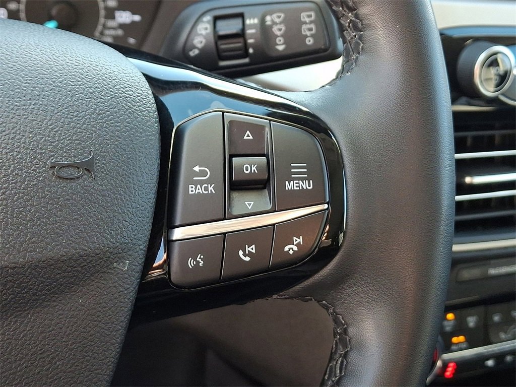 Certified 2022 Ford Escape SEL image 23