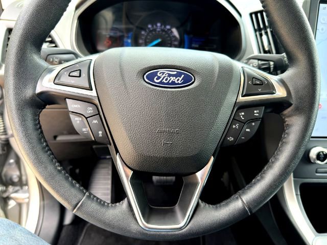 Certified 2022 Ford Edge SEL w/ Convenience Package AWD/4WD image 9