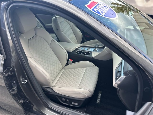 Used 2023 Genesis G70 3.3T w/ Sport Prestige Package image 28