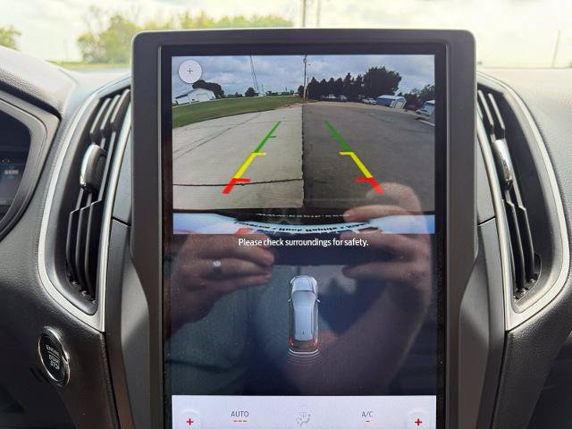 Certified 2024 Ford Edge SEL AWD/4WD image 15