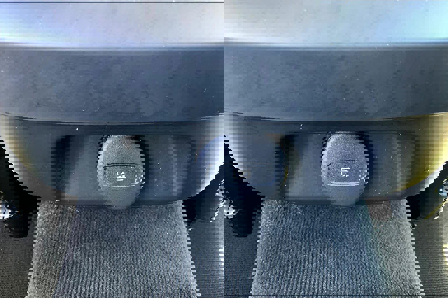 Used 2023 Volvo S60 B5 Plus image 34