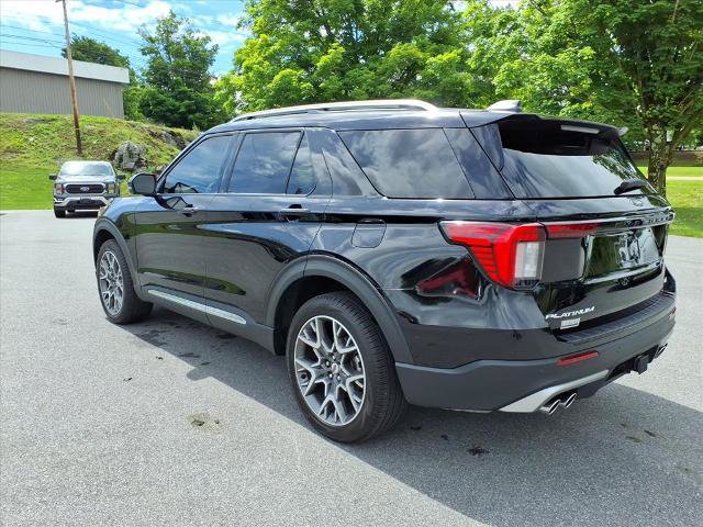 Certified 2025 Ford Explorer Platinum w/ Ultimate Package AWD/4WD image 2