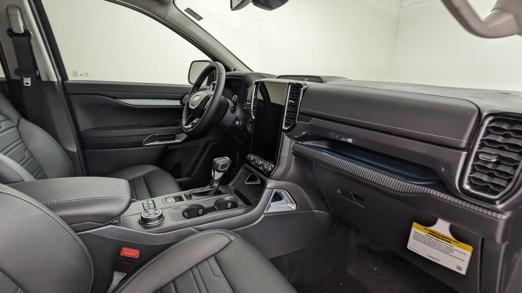Used 2022 Chevrolet Silverado 2500 LT w/ True North Edition AWD/4WD image 39