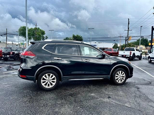 Used 2020 Nissan Rogue SV AWD/4WD image 7