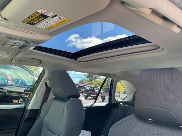 Used 2019 Toyota RAV4 XLE w/ Convenience Package AWD/4WD image 27