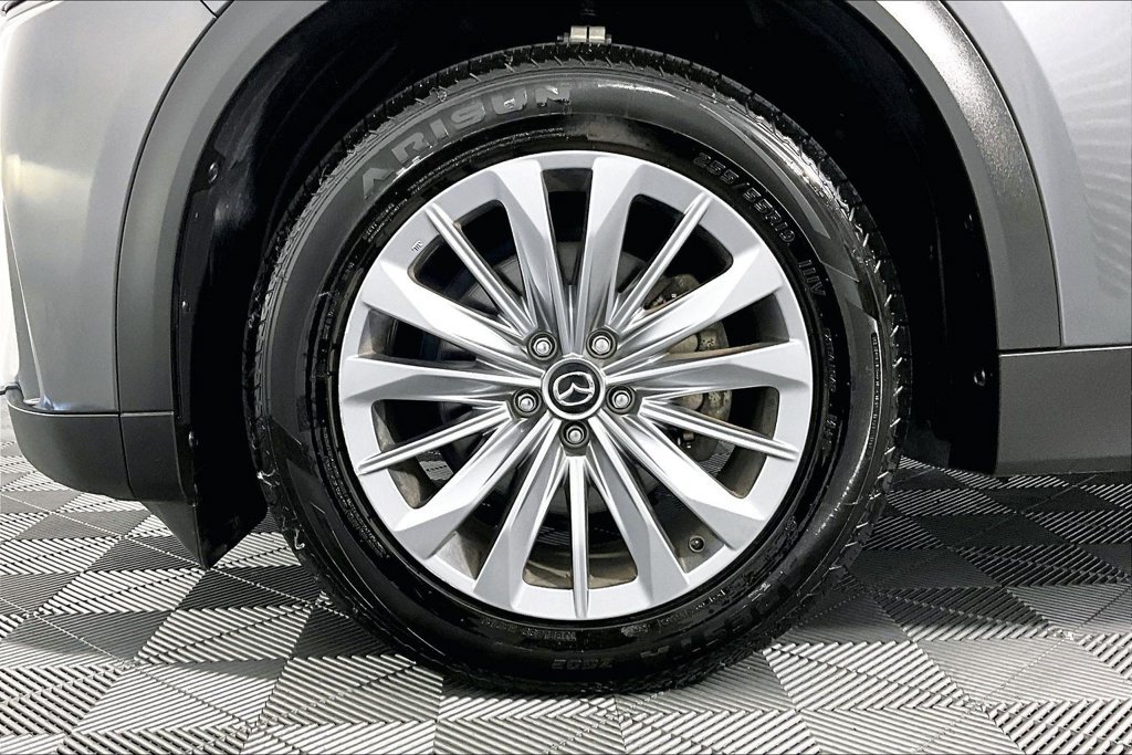 Used 2024 MAZDA CX-90 3.3 Turbo w/ Preferred Plus AWD/4WD image 8