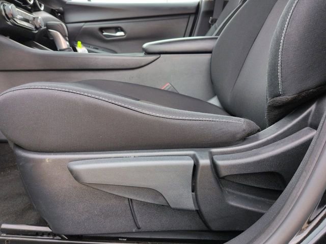 Used 2025 Nissan Sentra SV image 22